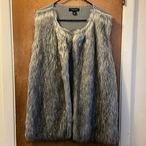 Atmosphere Sweater Furry Vest/ Cardigan Sz L Unique & Feminine